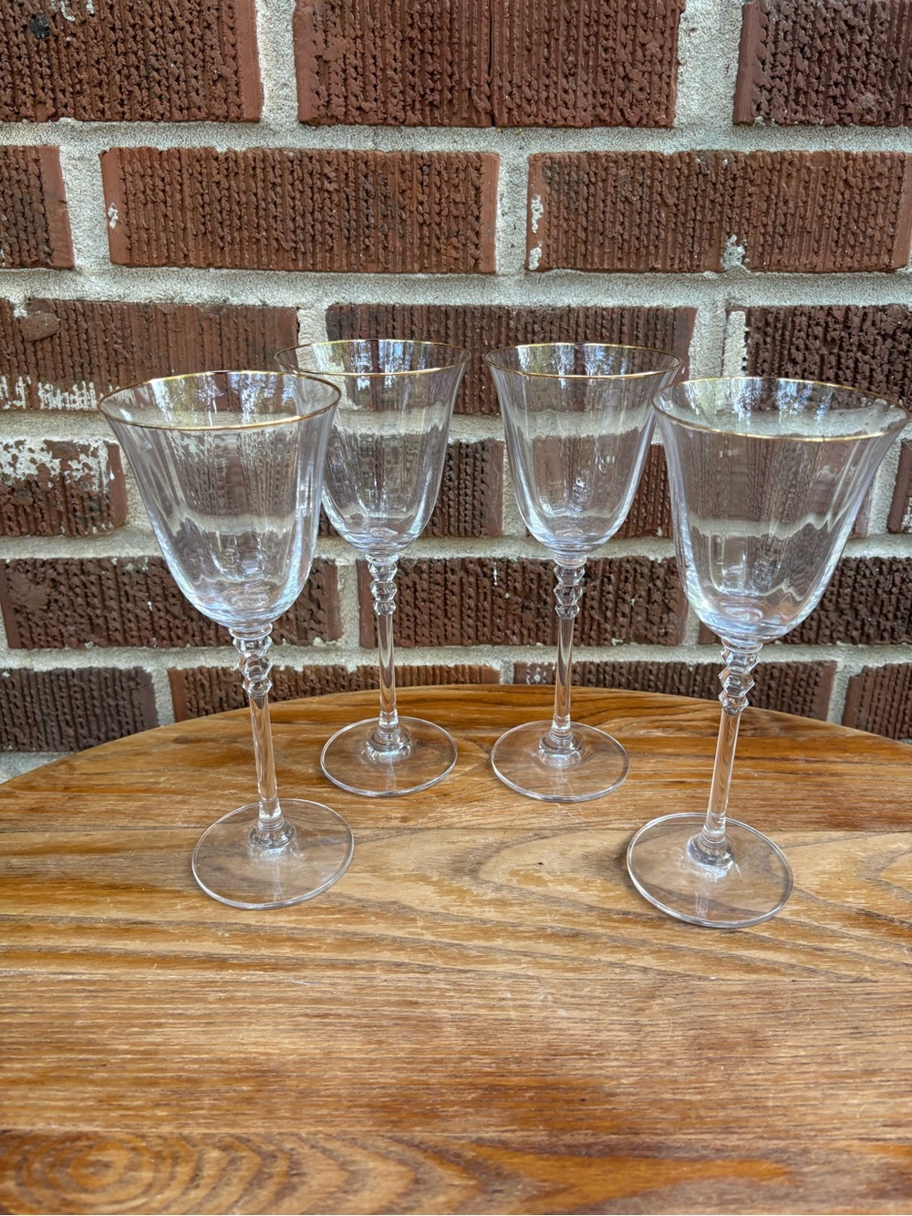 MIKASA Sonata Gold Rim Wine Glasses Crystal Set of 4 8 in tall